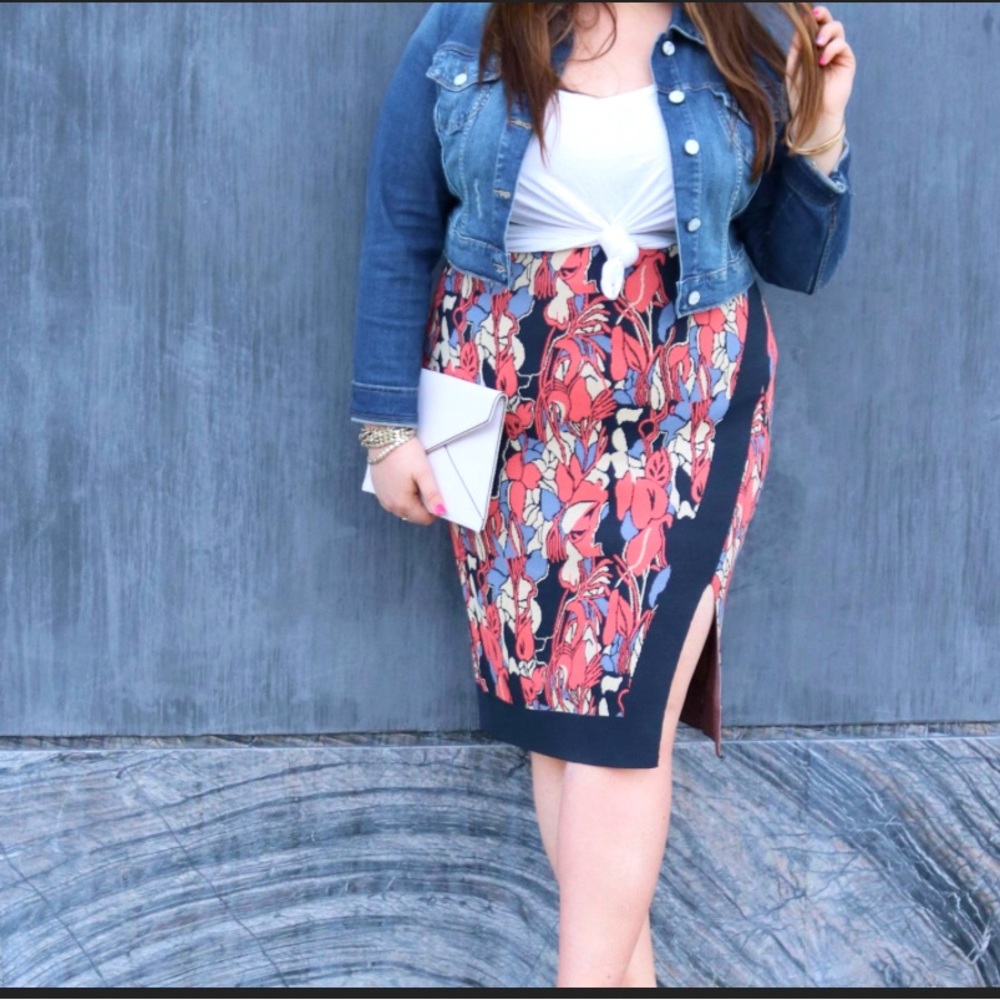 Rachel Roy Curvy Collection Stretch Knit Pencil Skirt Coral Blue Print Plus 2X